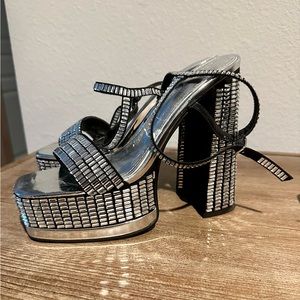 Azalea Wang Catriona Heel - Size 8 - Like New